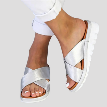 Elevated Comfort Summer Flip Flops