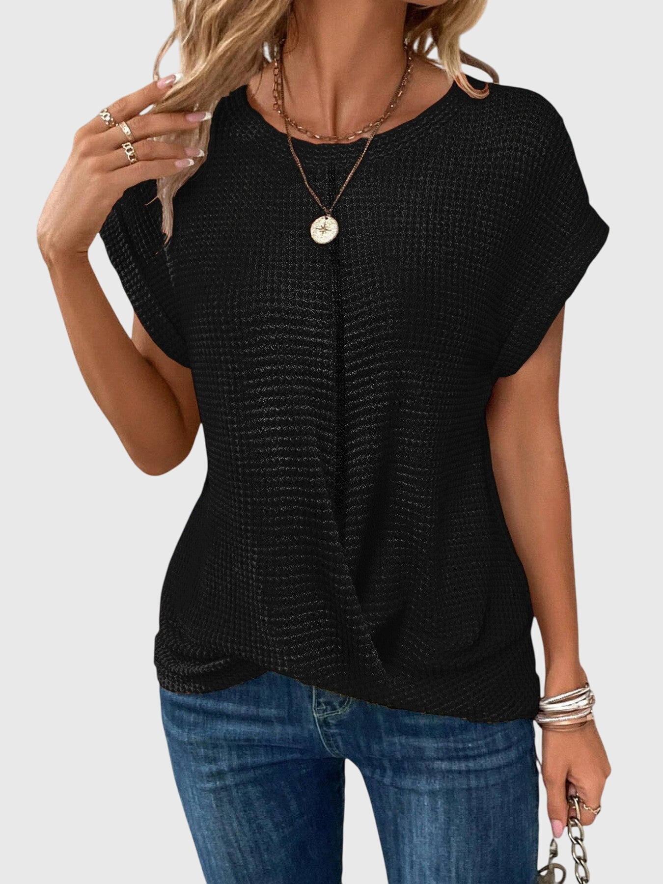 Elegant Classic Fit Women's Blouse