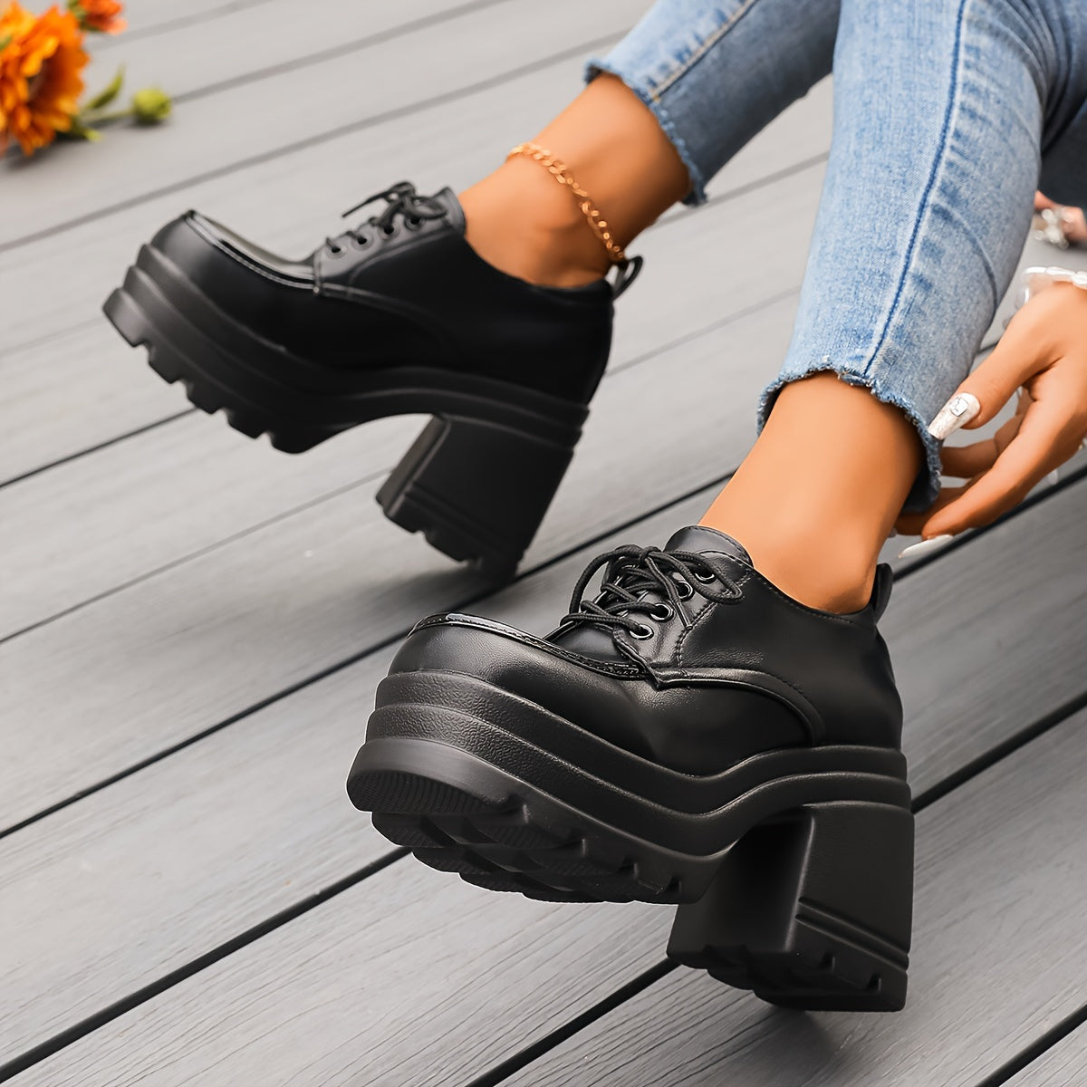 Comfortable Lace Up Block Heel Shoes
