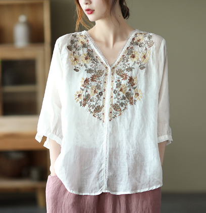Relaxed Fit V-Neck Embroidered Women's Blouse - Nocini
