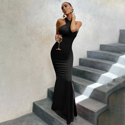 Chic Fishtail Evening Dress with Low Back - Olytrend