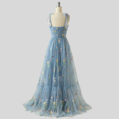 Luxurious Lace Formal Evening Dress