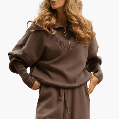 Classic 2-Piece Outfit for Women