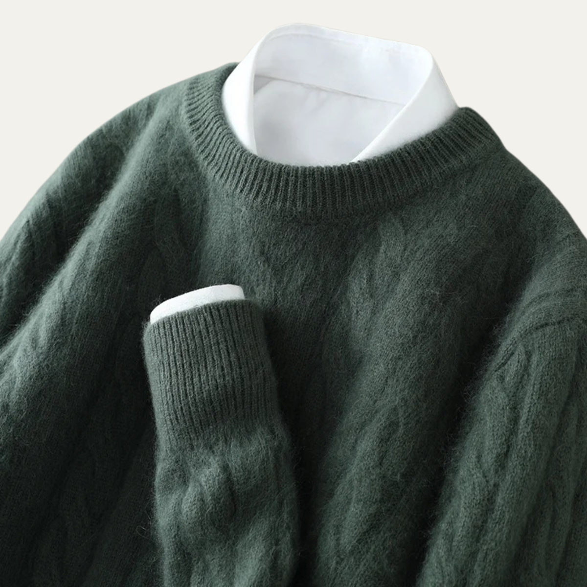 Soft Men's Cable Knit Cashmere Crew Neck Sweater
