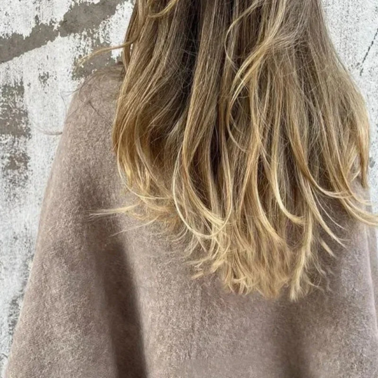 Luxurious Wool Overcoat with Classic Style