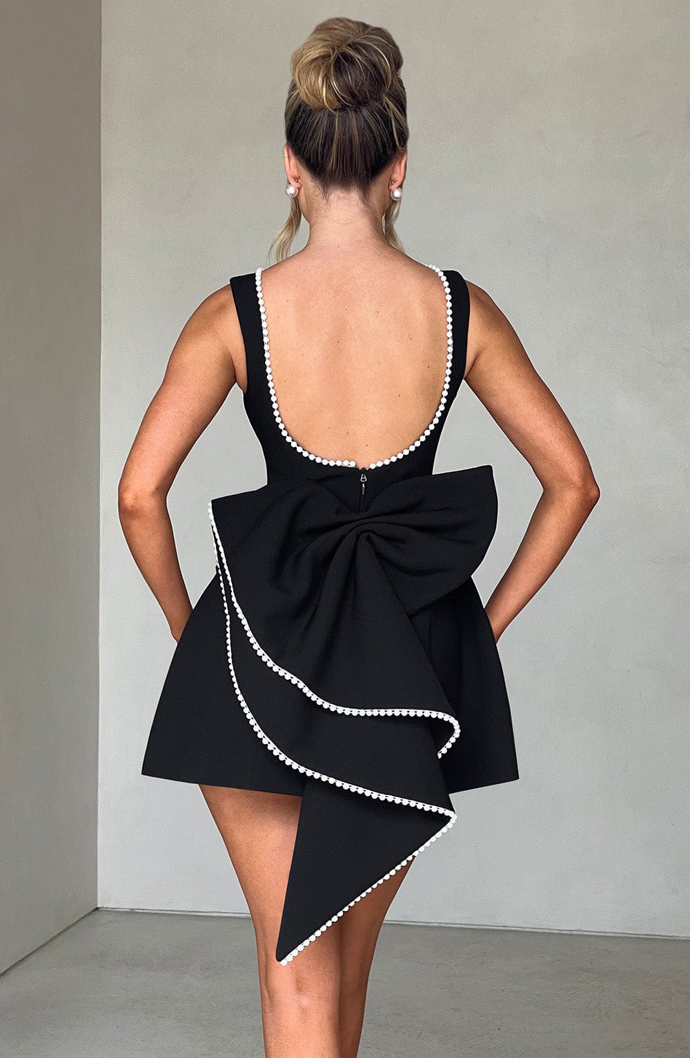 Elegant Short Party Dress for Women