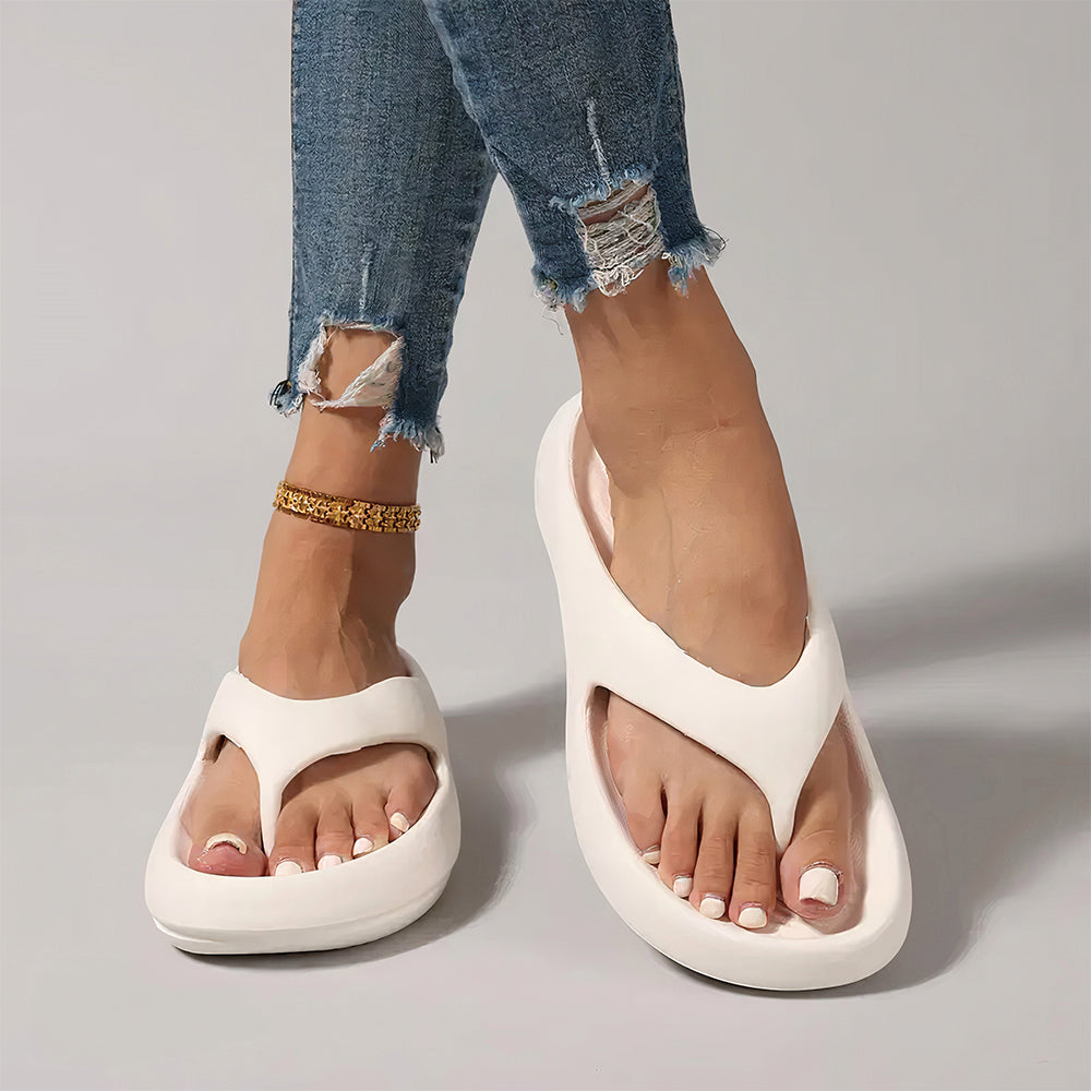 Trendy Summer Sandal Flip Flops for Women