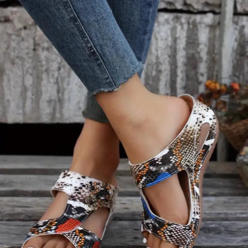 Feminine Wedge Sandals with Cutout Details