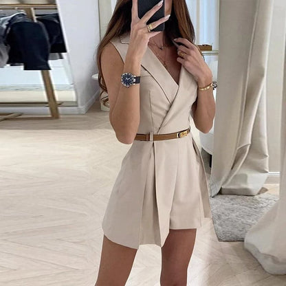 Chic Sleeveless Jumpsuit with Belted Waist - Nocini