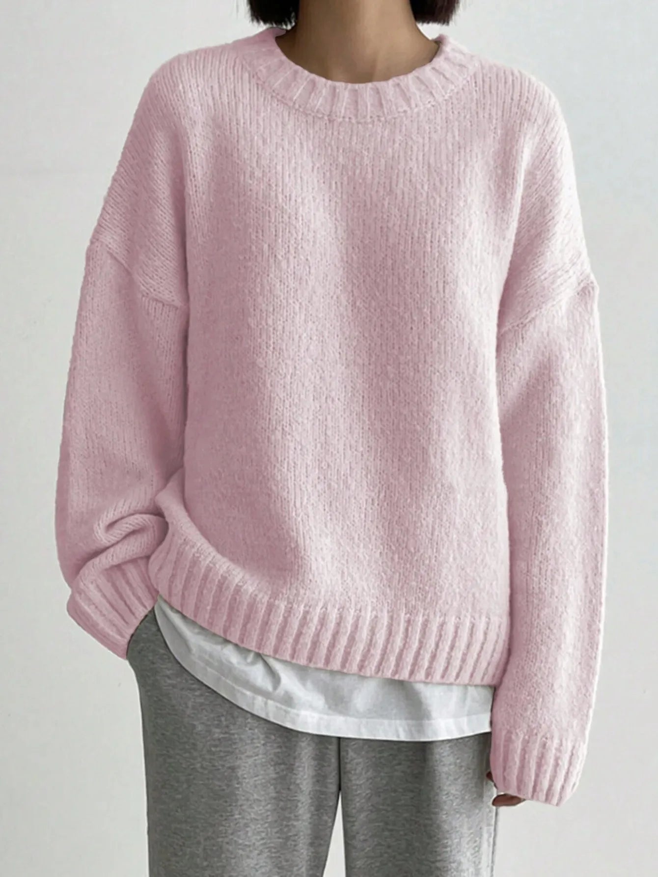 Soft Women's Chic Oversized Sweater for Daily Wear - Nocini