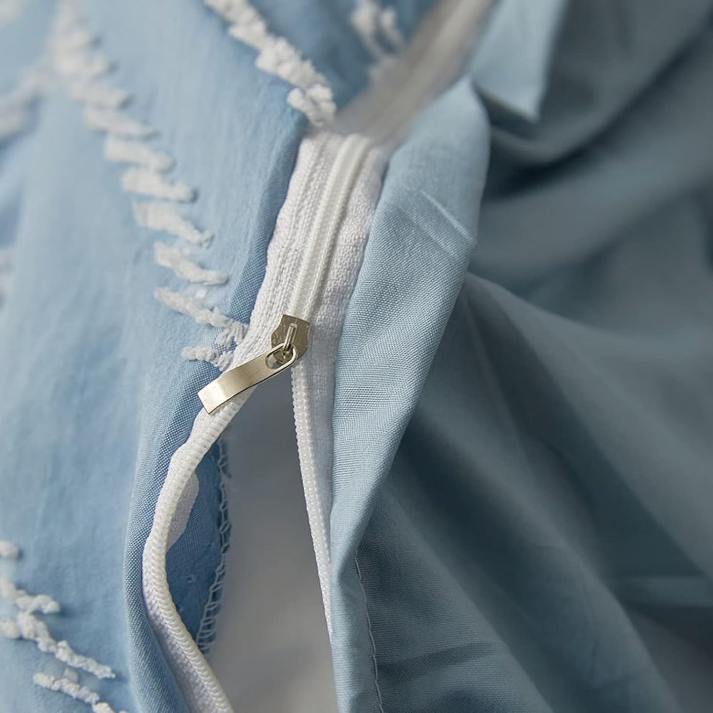 Contemporary Tufted Cotton Bedding Set