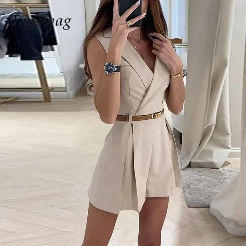 Chic Sleeveless Jumpsuit with Belted Waist