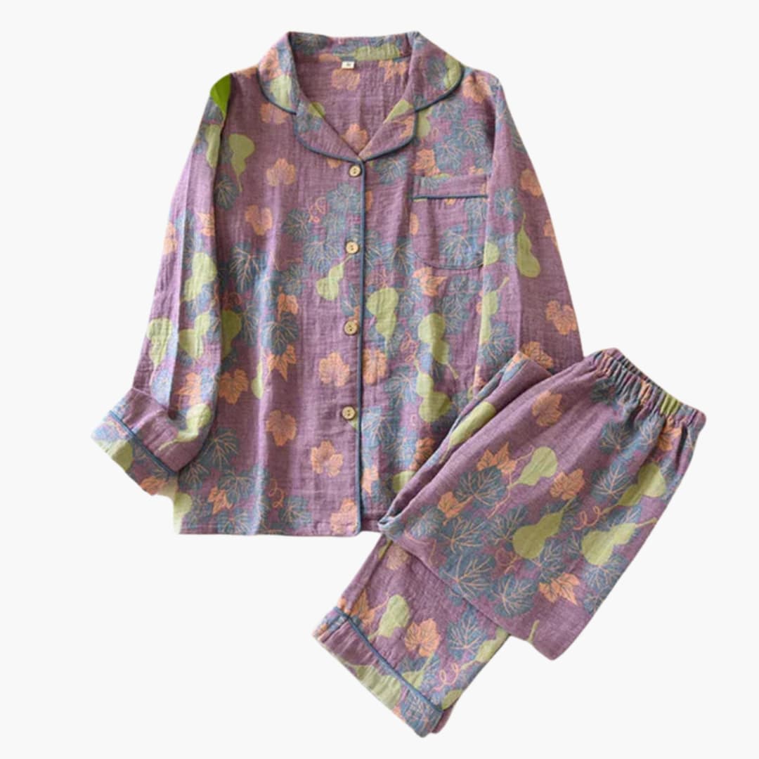 Cozy Women's Fleece Pajama Set with Cute Bear Design