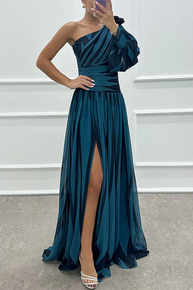 Chic Stripe Off Shoulder Maxi Dress