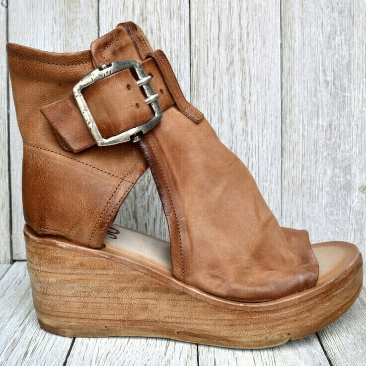 Summer Wedge Sandals with Buckle Strap