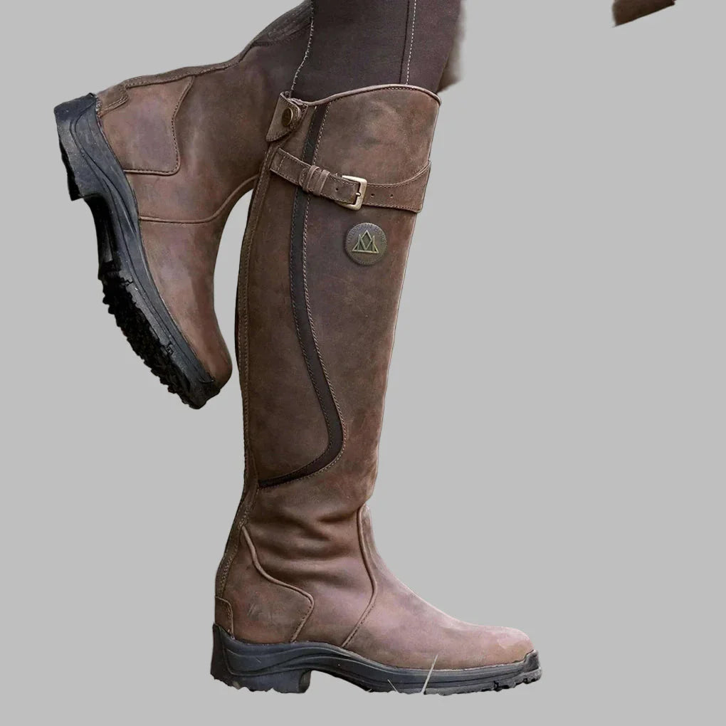 Comfortable Women's Leather Ankle Boots with Laces - Nocini