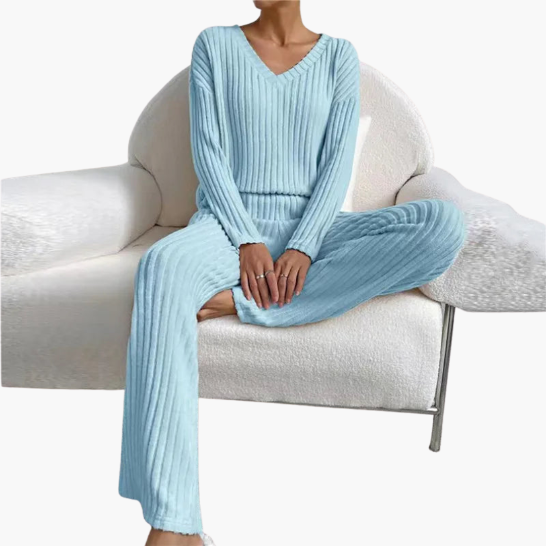 Comfy Women's V-Neck Ribbed Pajama Set