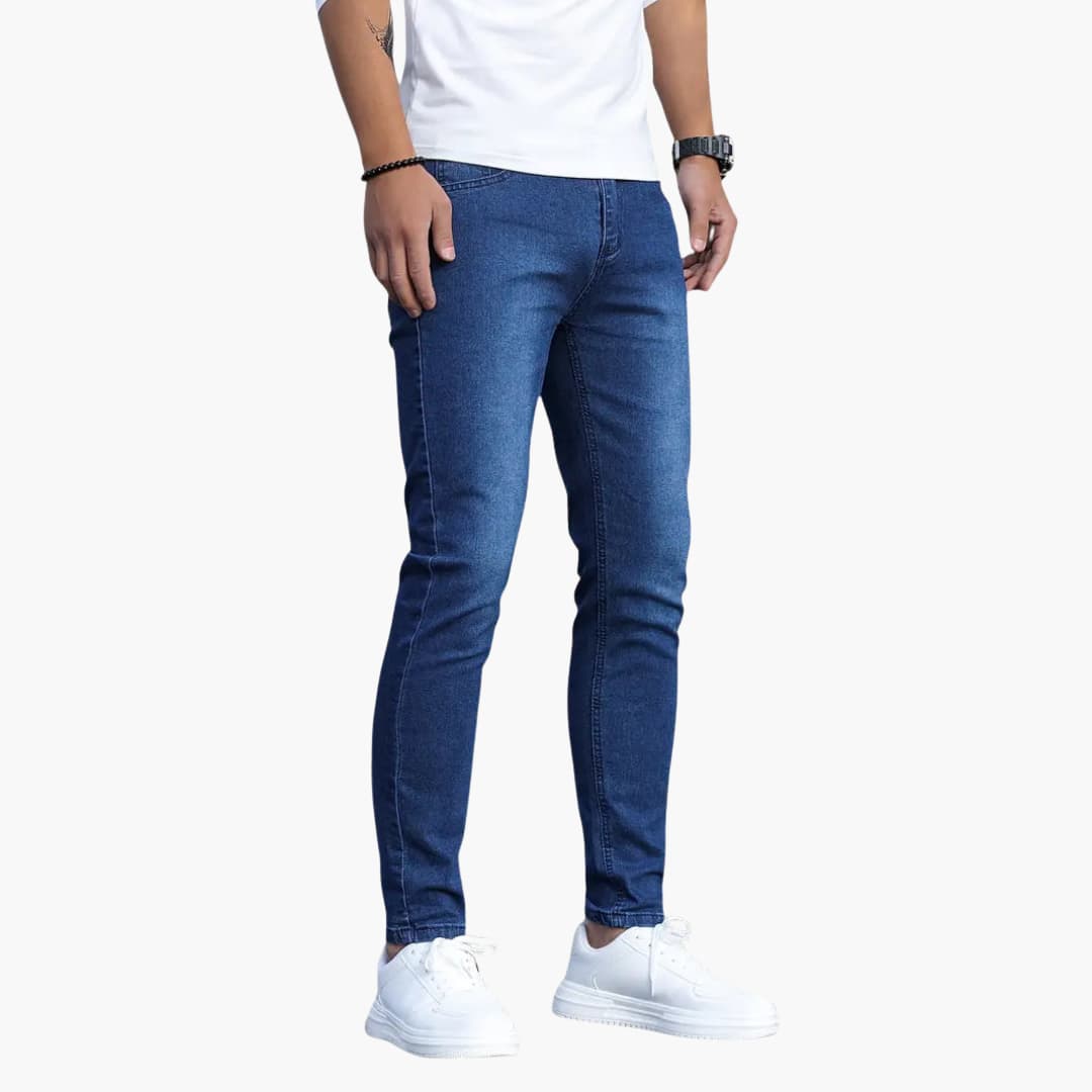 Men's Slim Fit Tapered Leg Jeans
