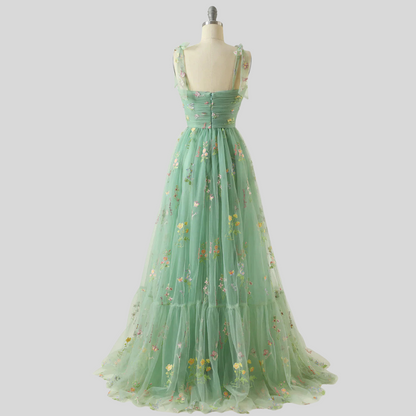 Luxurious Lace Formal Evening Dress