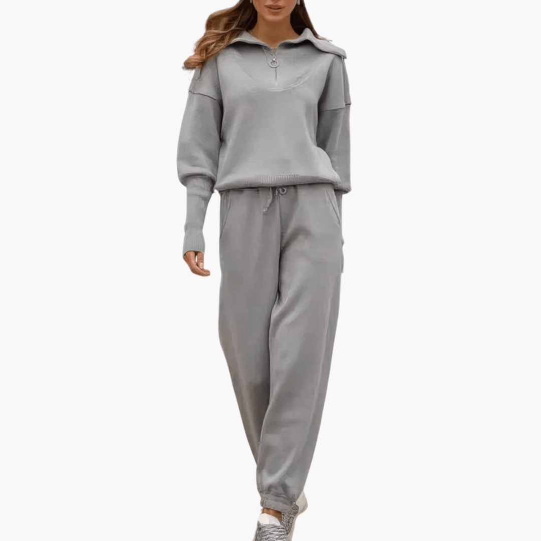 Classic 2-Piece Outfit for Women