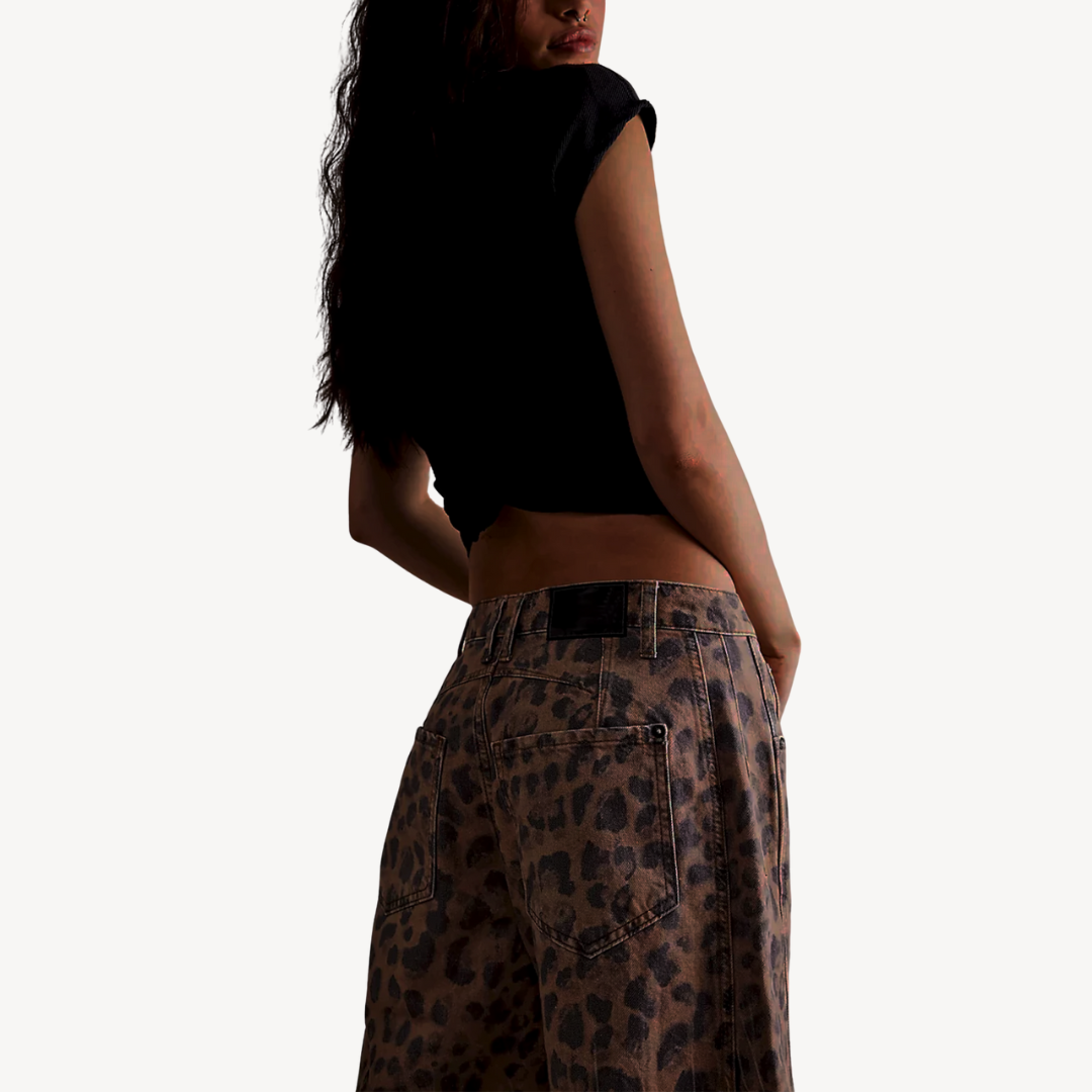 Fashionable Loose Fit Womens Jeans