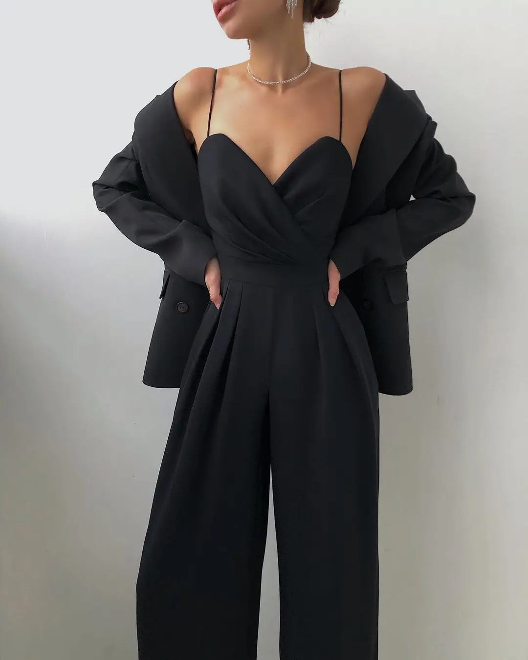 Crop Top Jumpsuit with High Waist and Flared Legs - Olytrend