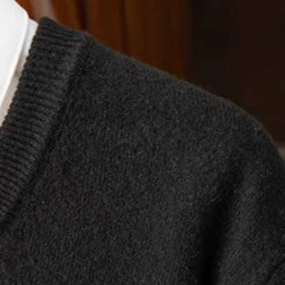 Cozy Men's Crew Neck Cashmere Sweater