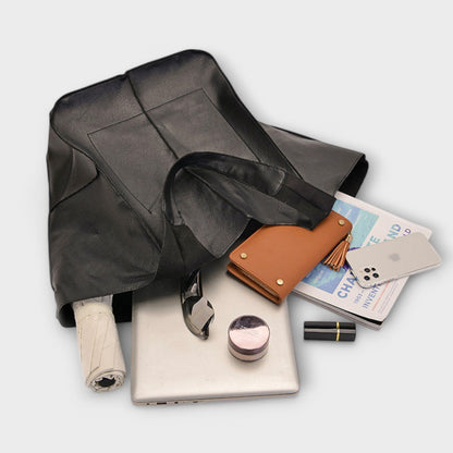 Large Fashionable Women's Travel Bag