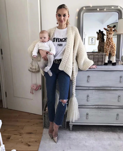 Cozy Oversized Women's Cardigan with Long Sleeves