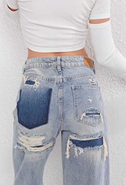Distressed Classic Fit Women's Jeans - Olytrend