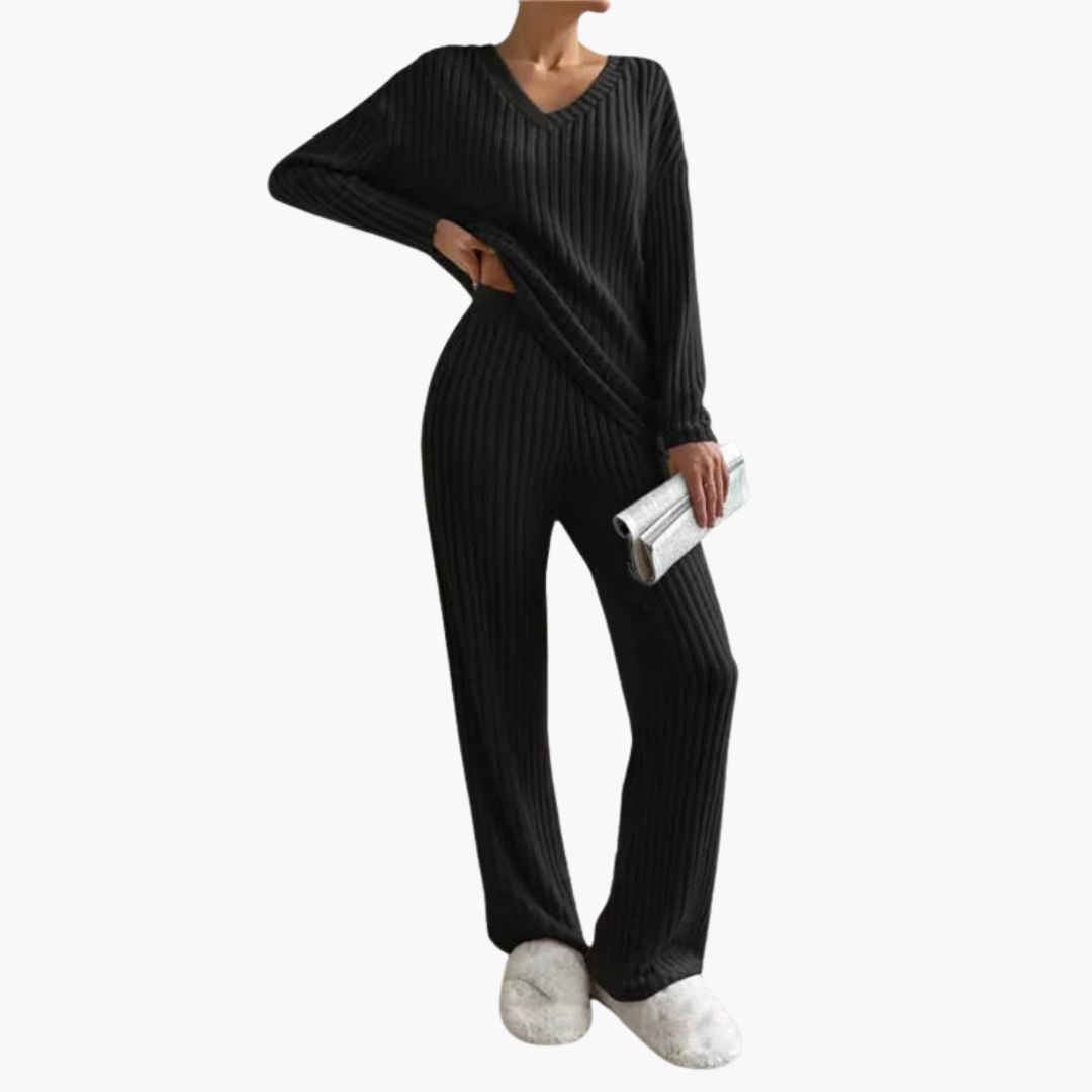 Comfy Women's V-Neck Ribbed Pajama Set