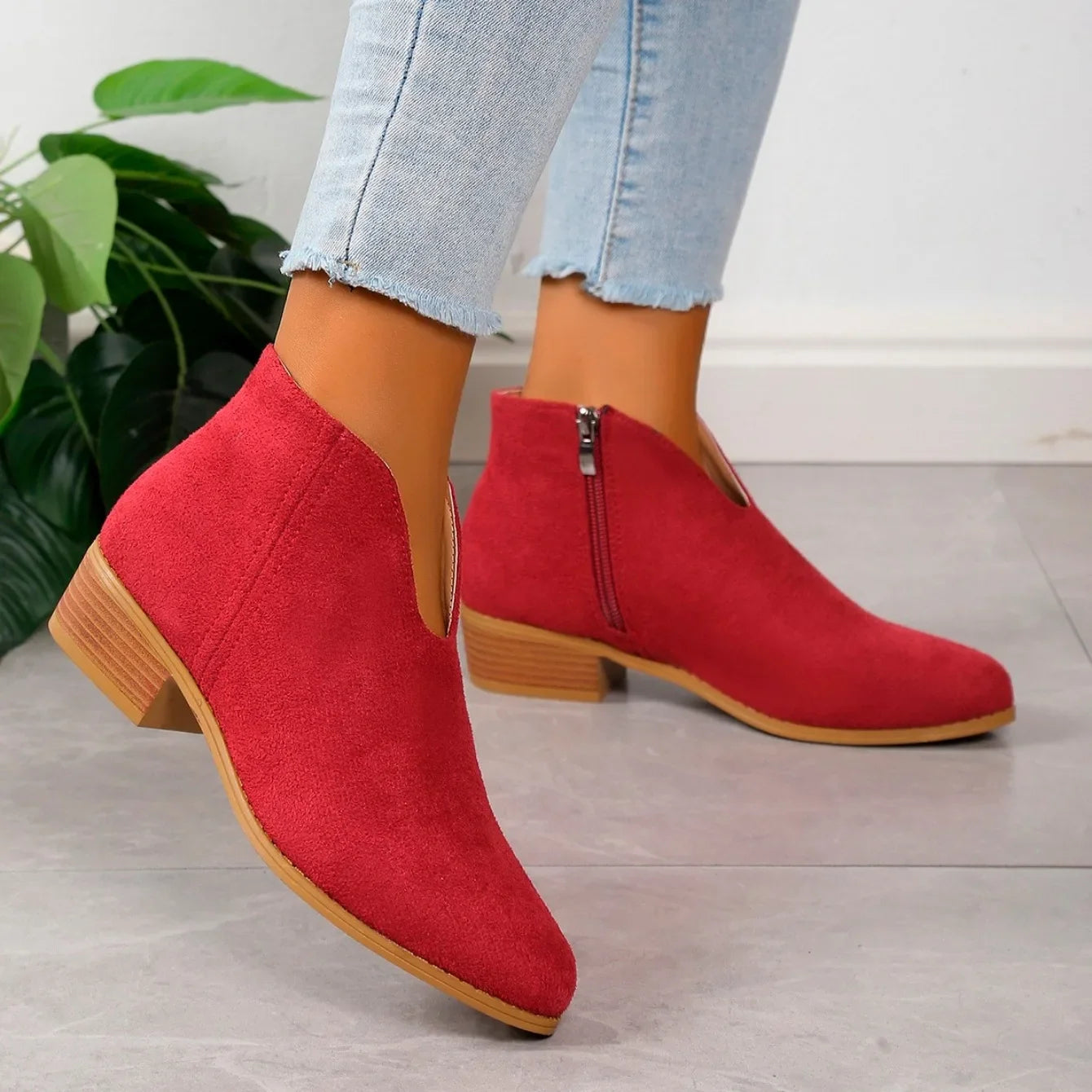 Fashionable Leather Low Heel Boots for Women