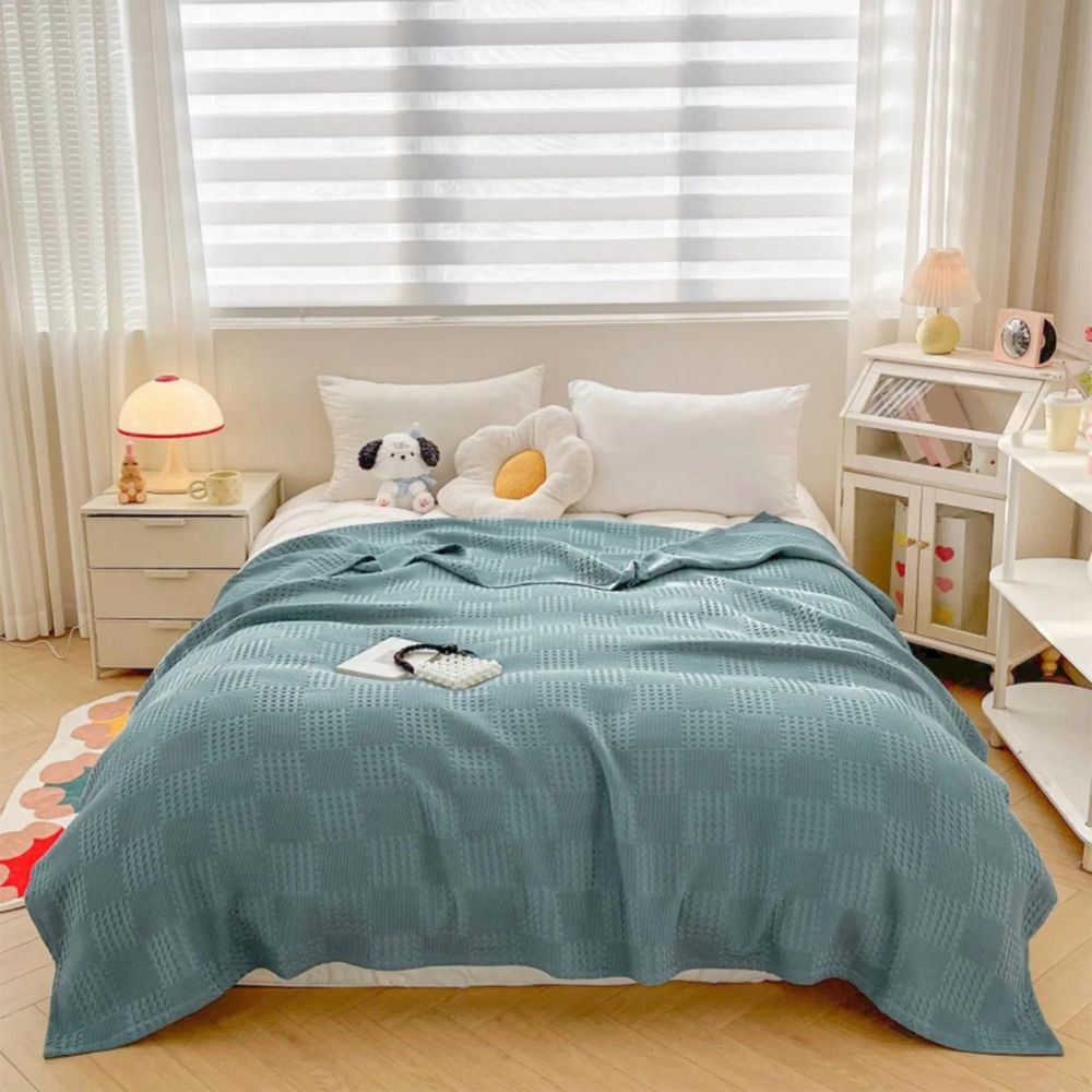 Cozy Plush Waffle Throw Blanket - Olytrend