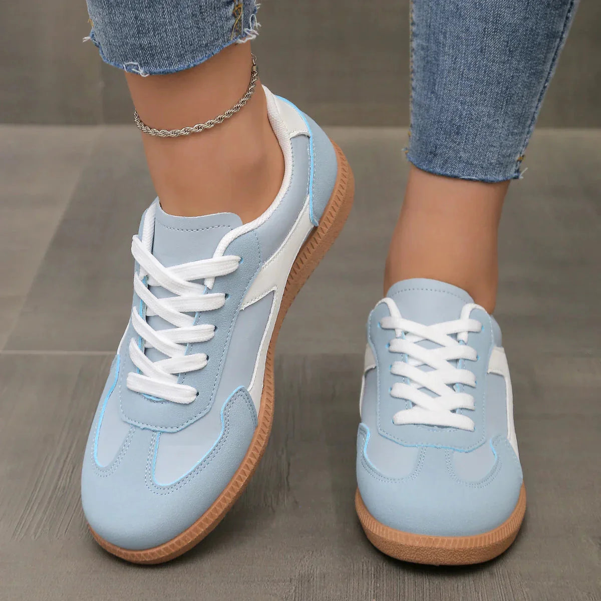 Livia Lifestyle Sneakers Caliboot