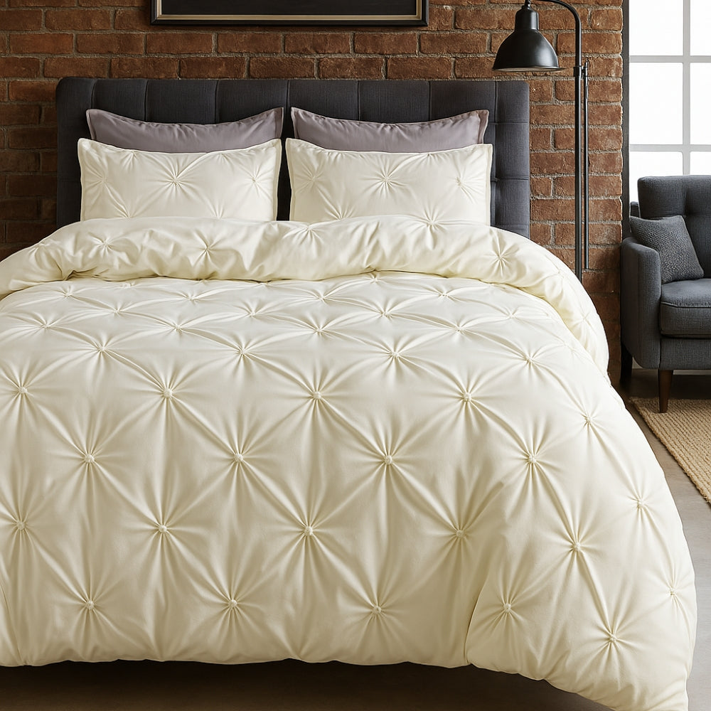 Contemporary Pinch Pleat Duvet Cover Set With Soft Cotton Texture