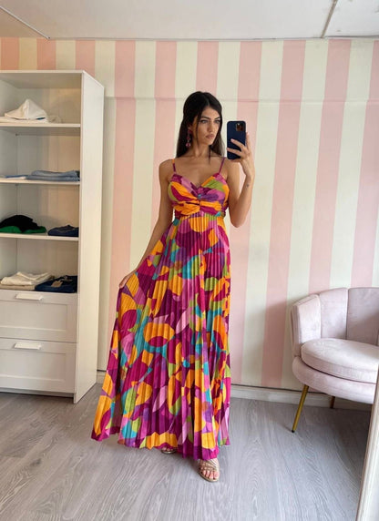 Flowy Summer Dress with Thin Straps and Flared Skirt