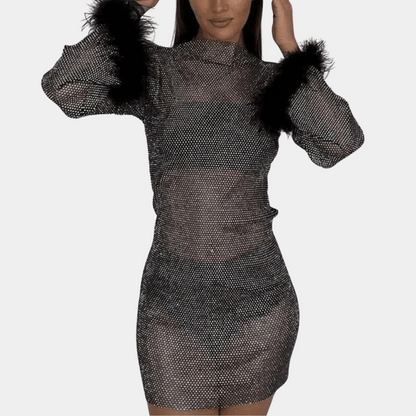 Chic Mini Dress with Long Sleeves and Lace Details - Nocini