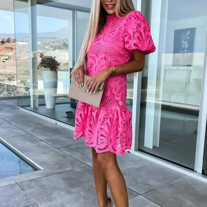 Chic Lace Dress with Short Sleeves and Delicate Details