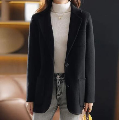 Tailored Fit Women's Wool Blazer Jacket
