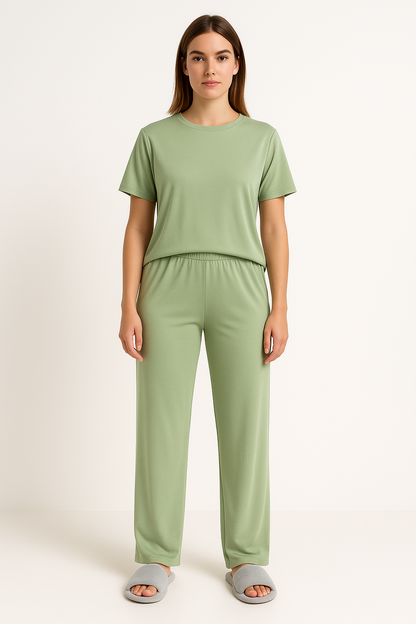 Comfy Women's Loungewear Set Short Top Wide Leg Pants