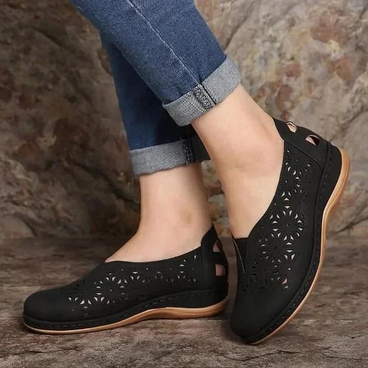Chic Cut-Out Slip-On Shoes for Women – Effortless Style & Comfort