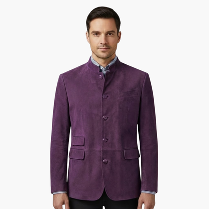 Timeless Mens Coat with Smart Collar and Button Front