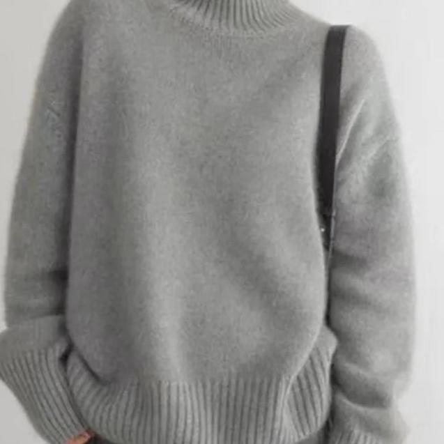 Women's Crew Neck Long Sleeve Ribbed Sweater