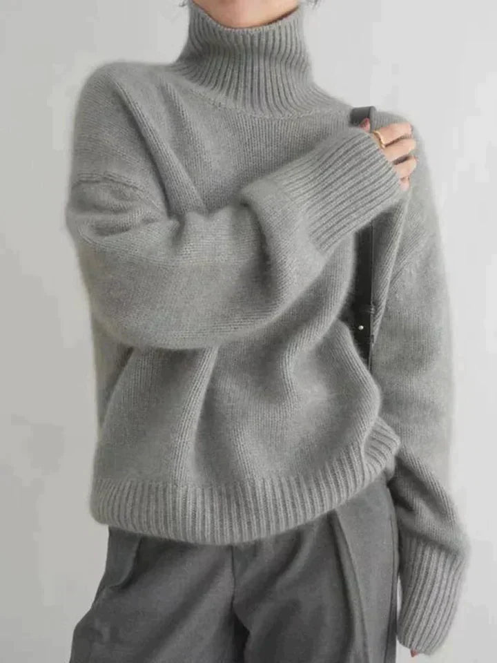 Cozy Women's Crew Neck Sweater - Soft Oversized Knit