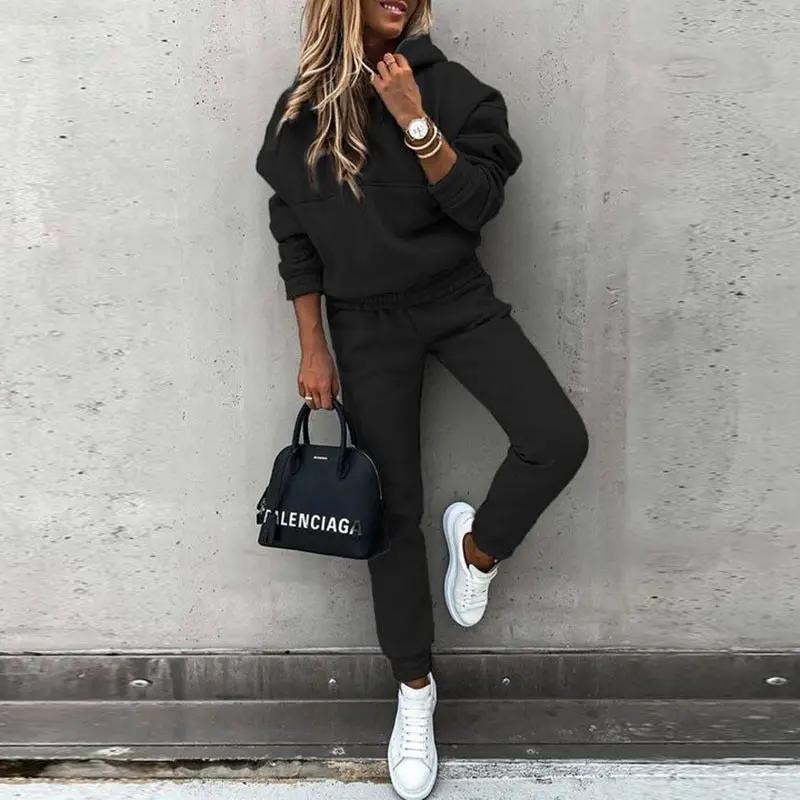 Soft Women's Hoodie and Jogger Sweat Suit - Nocini