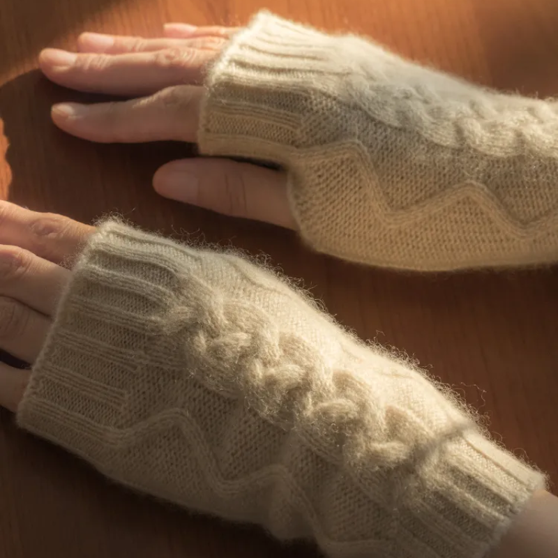 Warm Cable Knit Fingerless Gloves - Nocini
