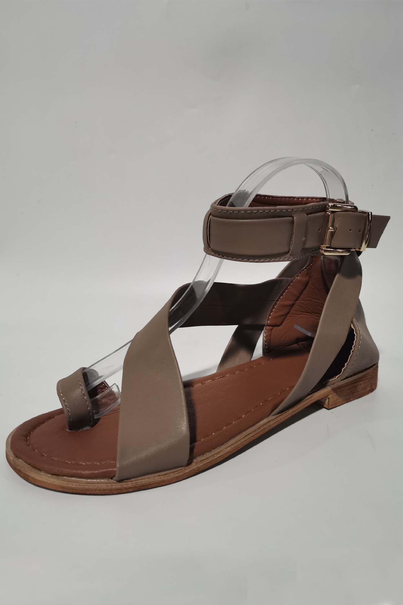 Comfortable Strappy Flat Sandals for Women