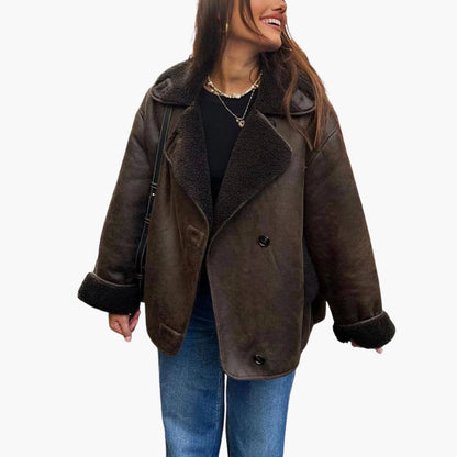 Soft Women's Coat with Pockets and Classic Collar
