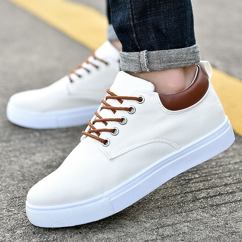 Men's Canvas Sneakers with Cushioning and Arch Support