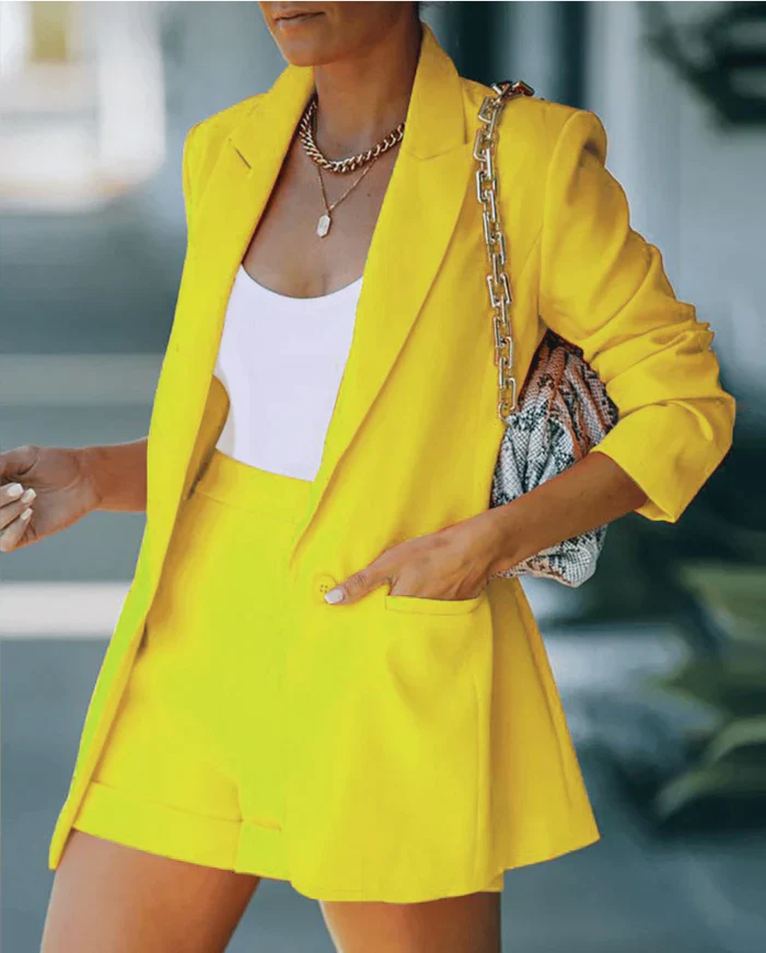 Fashionable Womens Blazer Shorts Suit